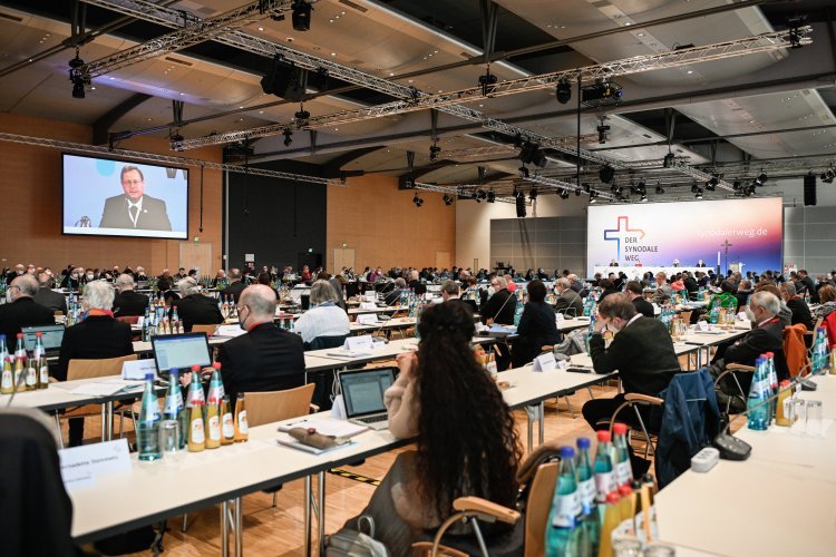 German Synodal Assembly opens with calls for change, but some object