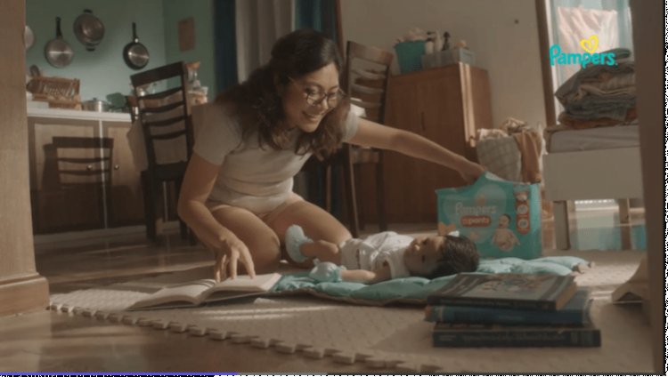 ‘Teary-Eyed, Proud,’ Moms Video Conveys Touching Story of Single Moms